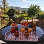 Holiday home Charmante Maison Du Village A *